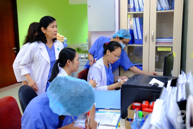 Ngày thầy thuốc Việt Nam, nghe chuyện bác sĩ sản khoa chuyên giải cứu phụ nữ bị phòng khám Trung Quốc hành hạ - Ảnh 11.