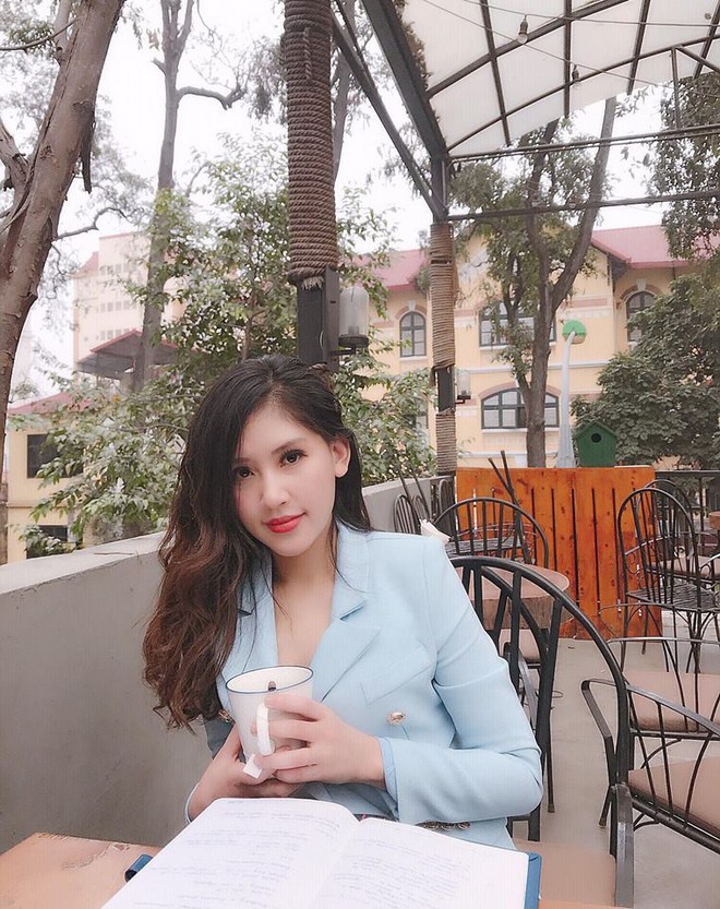 Chân dung cô em nóng bỏng của Hoa hậu nhà giàu Jolie Nguyễn - Ảnh 10.