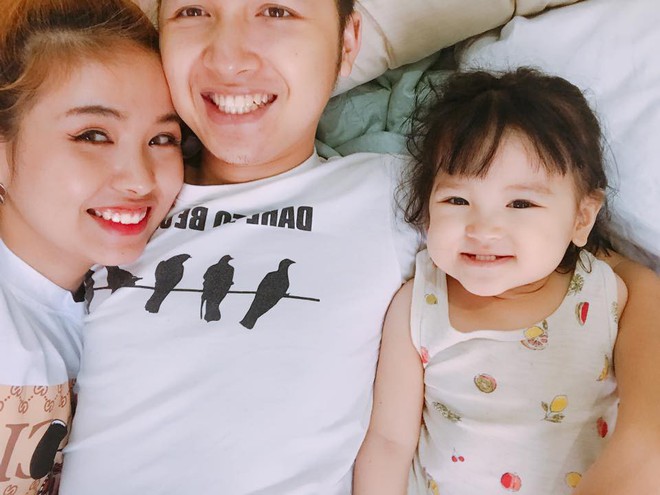 Gia đình toàn mỹ nhân của Nhã Phương, hóa ra còn một cô em dâu xinh xắn chẳng kém ai - Ảnh 6. Gia đình toàn mỹ nhân của Nhã Phương, hóa ra còn một cô em dâu xinh xắn chẳng kém ai - Ảnh 6.