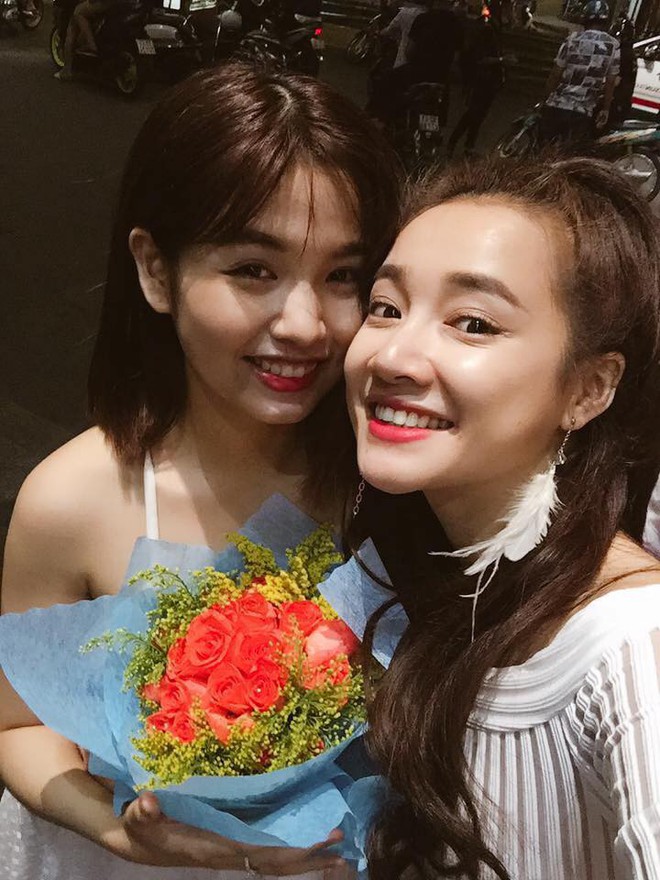 Gia đình toàn mỹ nhân của Nhã Phương, hóa ra còn một cô em dâu xinh xắn chẳng kém ai - Ảnh 4. Gia đình toàn mỹ nhân của Nhã Phương, hóa ra còn một cô em dâu xinh xắn chẳng kém ai - Ảnh 4.