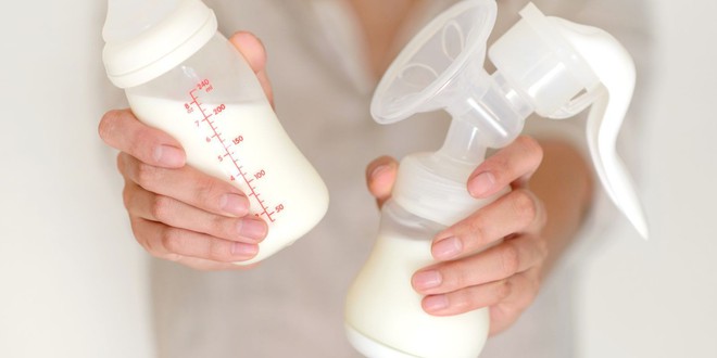 Làm thí nghiệm so sánh sữa mẹ với sữa công thức, mẹ 1 con gây tranh cãi nảy lửa - Ảnh 3.