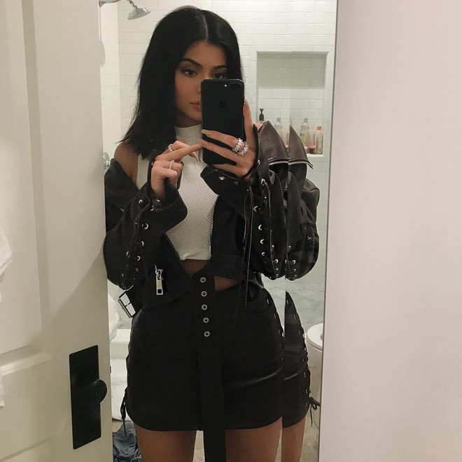 Dù không thừa nhận nhưng đây chính là bằng chứng cho thấy Kylie Jenner đang mang bầu - Ảnh 3.