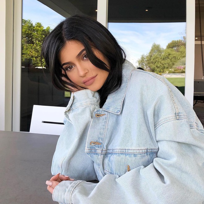 Dù không thừa nhận nhưng đây chính là bằng chứng cho thấy Kylie Jenner đang mang bầu - Ảnh 9. Dù không thừa nhận nhưng đây chính là bằng chứng cho thấy Kylie Jenner đang mang bầu - Ảnh 9.