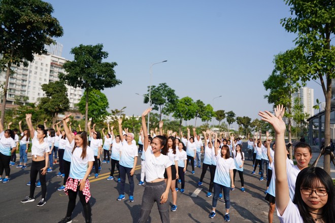 Tâm sự của cô gái Sài Gòn 28 tuổi chống lại ung thư dạ dày bằng yoga: “Mày còn cơ hội sống, buồn rầu ủ rũ làm gì” - Ảnh 3.