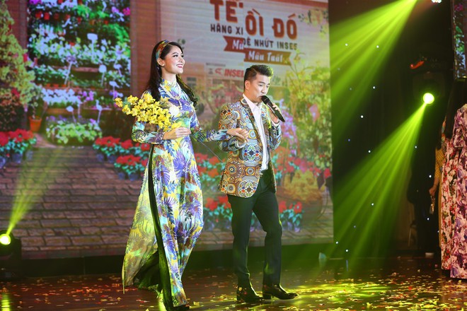 Á hậu Thùy Dung, Diễm Trang, Diệu Thùy đọ sắc, đọ giọng trên sân khấu - Ảnh 10.