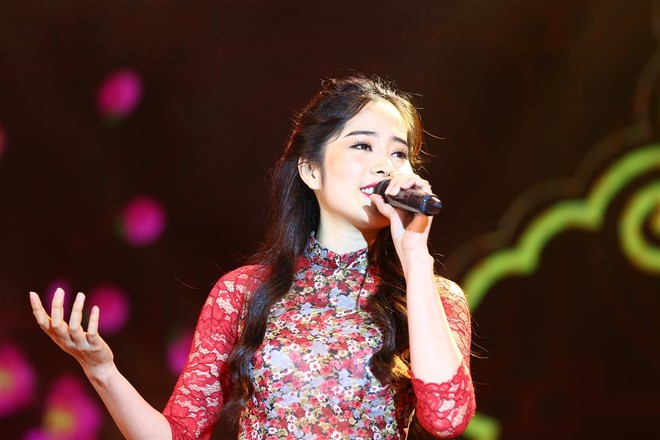 Á hậu Thùy Dung, Diễm Trang, Diệu Thùy đọ sắc, đọ giọng trên sân khấu - Ảnh 14.