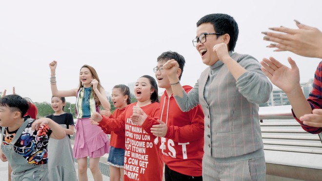 Phương Uyên, Thiều Bảo Trang quậy tưng bừng với sao nhí The Voice Kids  - Ảnh 8.