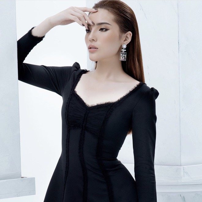 Soi nhất cử nhất động của sao Việt (8/2) - Ảnh 2.