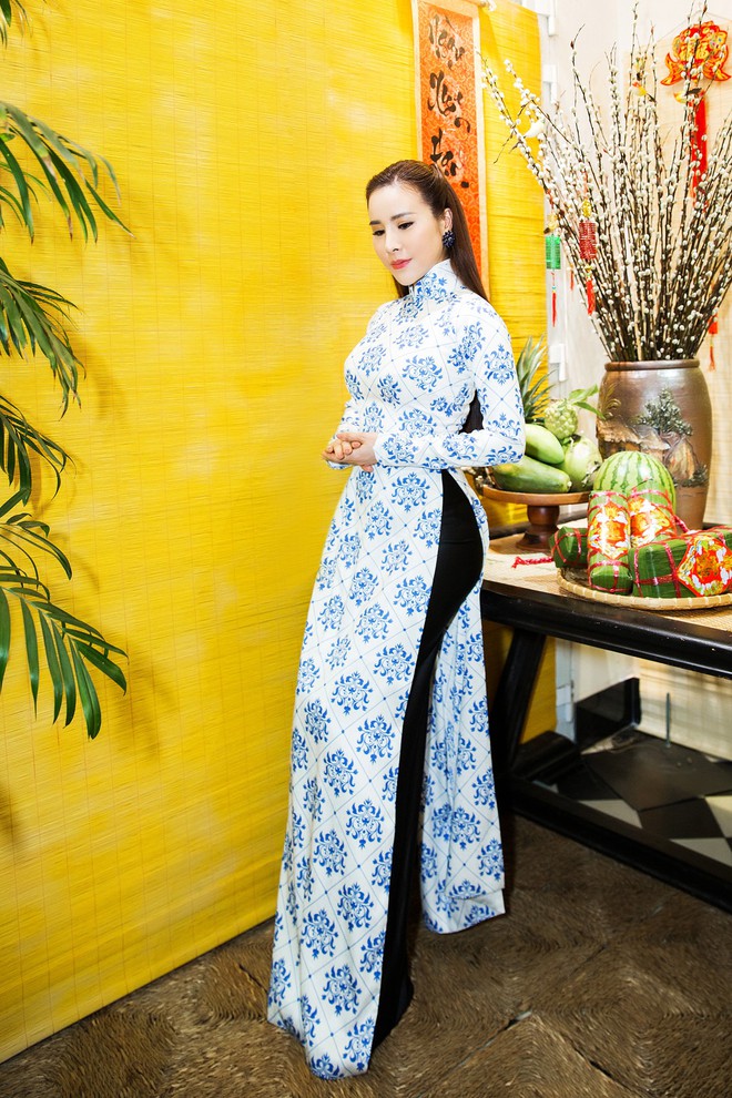 Không còn hình ảnh hàng hiệu, Hoa hậu Hoàng Dung yêu kiều với áo dài - Ảnh 8.
