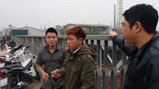 Hiện trường vụ sập giàn giáo ở Hà Nội làm 3 công nhân tử vong - Ảnh 11.