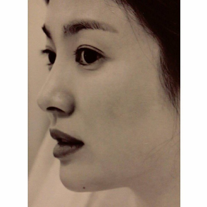 Hình ảnh cận cảnh hiếm hoi khoe nhan sắc lộng lẫy của Song Hye Kyo từ đám cưới gần 4 tháng trước - Ảnh 3.