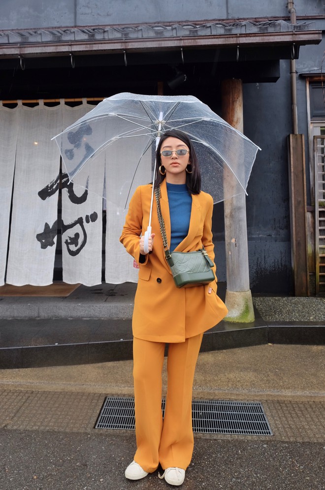 Nhìn ảnh Quỳnh Anh Shyn đi Nhật, ai cũng phải công nhận cô nàng đợt này makeup và ăn mặc xinh quá đỗi - Ảnh 4.