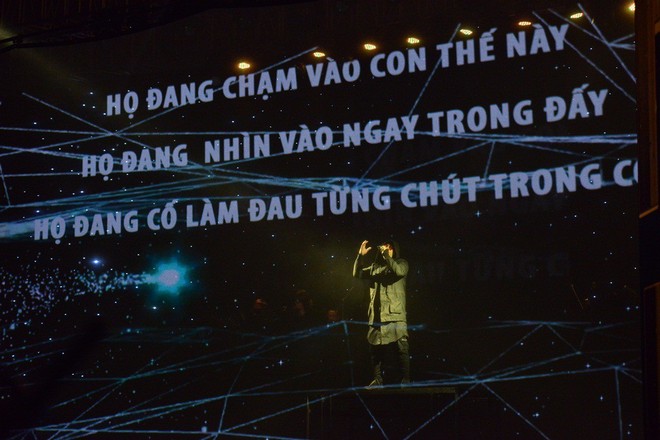 Lê Minh Sơn bật khóc, Đức Trí rưng rưng vì ca khúc nói về nạn ấu dâm ở Sing my song  - Ảnh 3.