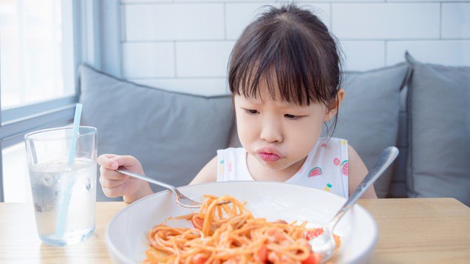 Những dấu hiệu cho thấy con bạn đang bị thiếu hụt chất dinh dưỡng - Ảnh 1.