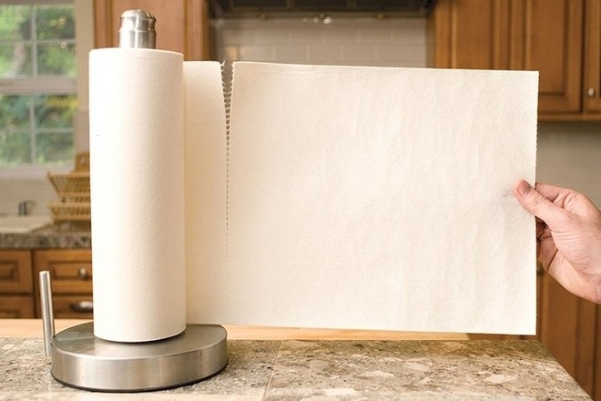 Nếu cảm thấy nhà dùng tốn giấy lau quá, hãy thử cuộn giấy cực bền, lau bẩn lại giặt sạch được này - Ảnh 1.