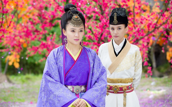 Công thức làm phim của Vu Chính: Không scandal, màu mè thì xịt? - Ảnh 5. Công thức làm phim của Vu Chính: Không scandal, màu mè thì xịt? - Ảnh 5.