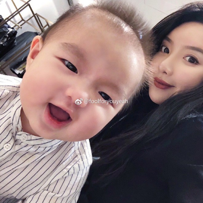 Cuộc sống xa hoa, hưởng thụ, nhan sắc mòn con mắt của Di Vy Tịnh - hot mom xinh đẹp nổi tiếng - Ảnh 10.