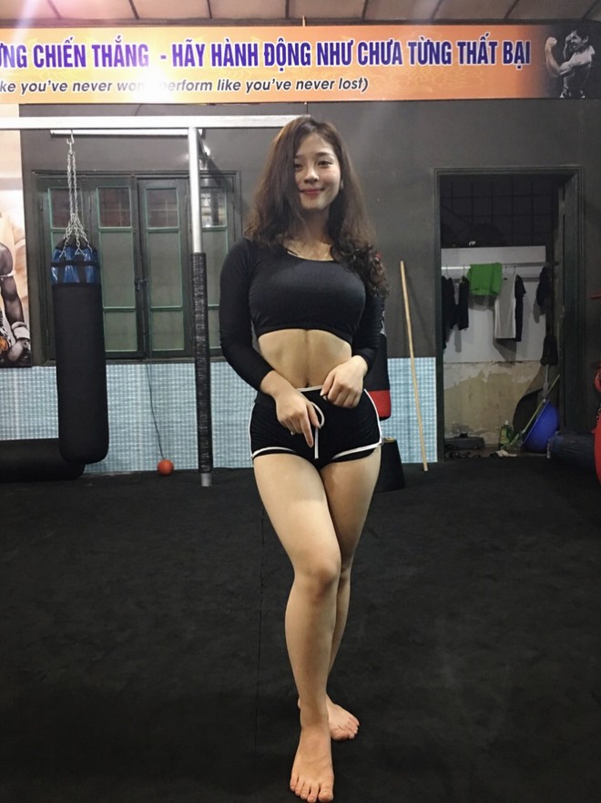 Bí quyết giúp thánh nữ múa côn nhị khúc lột xác trở thành hot girl nổi tiếng phòng gym - Ảnh 2.