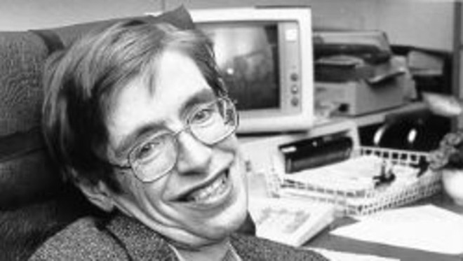 Stephen Hawking đã yên giấc nhưng cuộc đời của ông sẽ lấy nước mắt của bạn khi xem bộ phim đầy xúc động này - Ảnh 2.