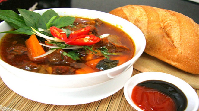 Công sở Hà Nội đã quá quen với bún, bánh mì, nhưng đây mới là 10 món ăn trưa khiến dân công sở Sài Gòn chết mê - Ảnh 2.