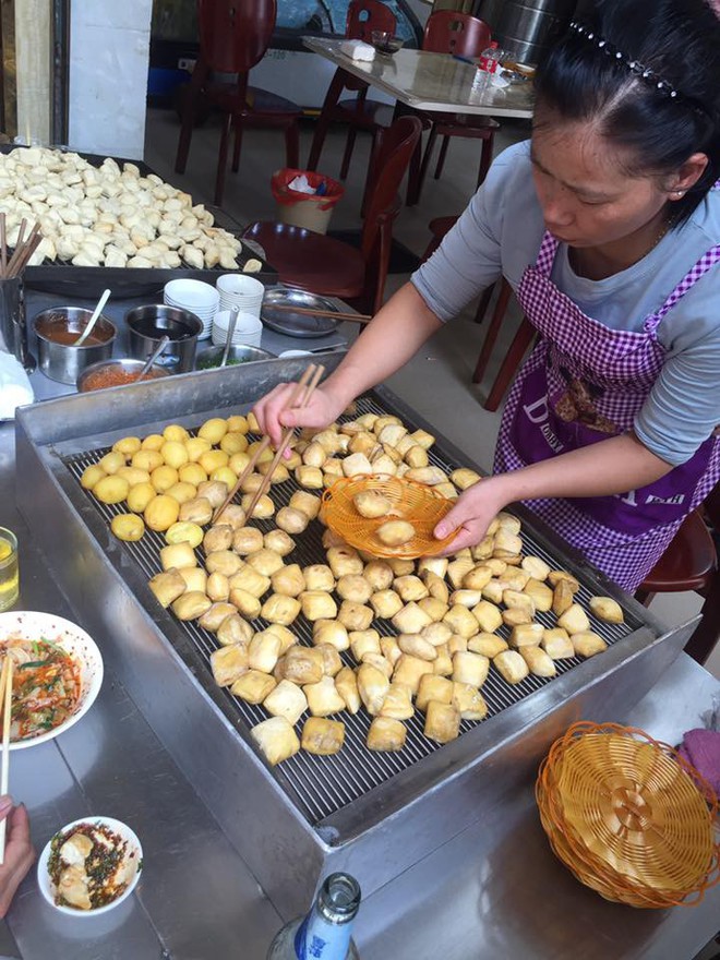 Hà Khẩu - điểm du lịch đi vừa gần, vừa dễ lại nhiều đồ ăn ngon của Trung Quốc - Ảnh 12.