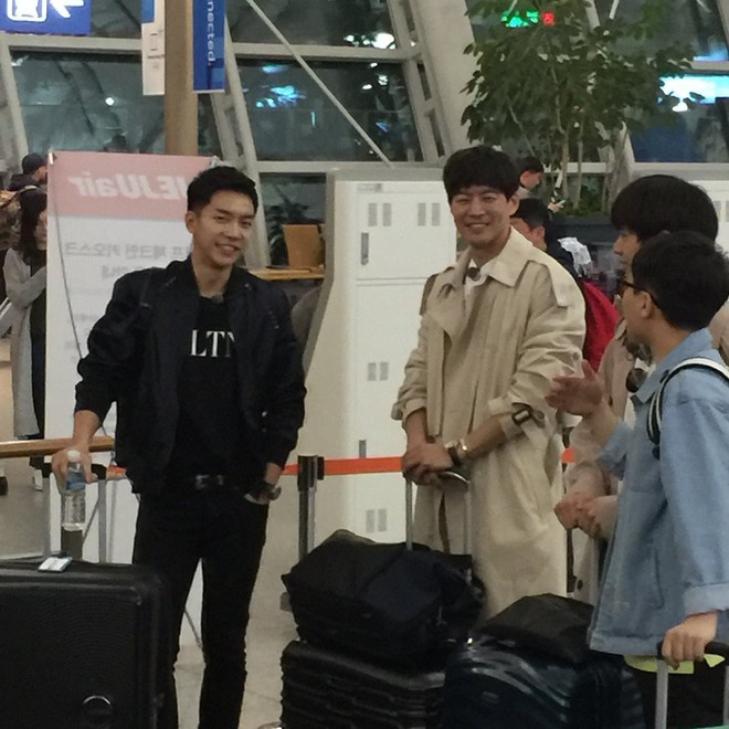 Ngộ Không Lee Seung Gi, Yook Sung Jae và dàn nghệ sĩ siêu hot đã ra sân bay Hàn, chuẩn bị đổ bộ Việt Nam vào tối nay - Ảnh 21.