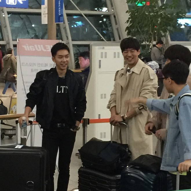 Ngộ Không Lee Seung Gi, Yook Sung Jae và dàn nghệ sĩ siêu hot đã ra sân bay Hàn, chuẩn bị đổ bộ Việt Nam vào tối nay - Ảnh 22.