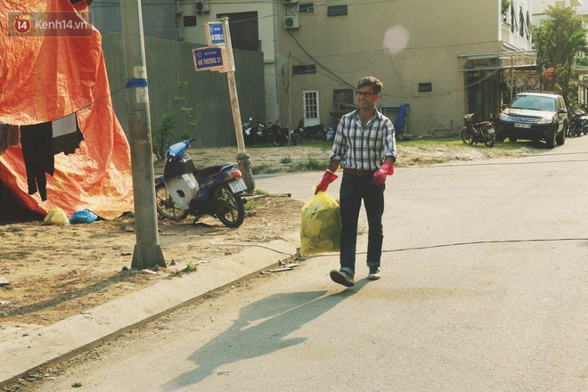 Quá yêu Đà Nẵng, chàng trai Tây lặng lẽ nhặt rác mỗi ngày: “Tôi không muốn thành phố này mất đẹp trong lòng du khách - Ảnh 6.