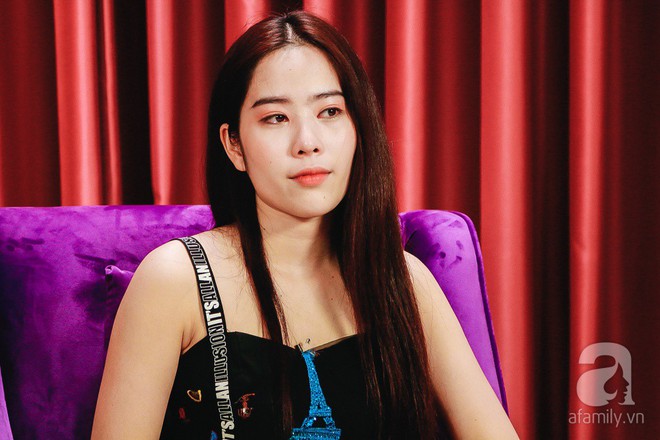 Bị đồn tự tạo scandal để PR MV, Nam Em bất cần đáp trả: Mọi người nghĩ thế thì tôi chấp nhận - Ảnh 2. Bị đồn tự tạo scandal để PR MV, Nam Em bất cần đáp trả: Mọi người nghĩ thế thì tôi chấp nhận - Ảnh 2.