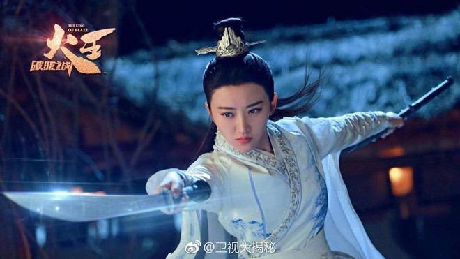 Chán dịu dàng, Đệ nhất mỹ nữ Cảnh Điềm lại khoe tài múa võ điêu luyện  - Ảnh 2.