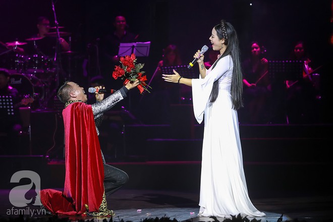 Không muốn cho vợ theo nghiệp ca hát, Việt Hoàn vẫn cưng chiều vợ như bà hoàng trên sân khấu - Ảnh 7.