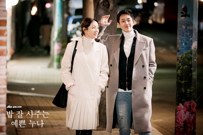 Son Ye Jin tuổi 36: Đẹp trường tồn từ thời Hương Mùa Hè, đến các nữ thần thế hệ mới cũng bị hất cẳng - Ảnh 13. Son Ye Jin tuổi 36: Đẹp trường tồn từ thời Hương Mùa Hè, đến các nữ thần thế hệ mới cũng bị hất cẳng - Ảnh 13.