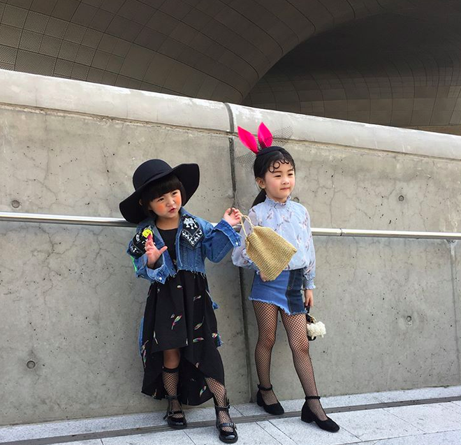 Đến hẹn lại lên, loạt nhóc tì khuấy đảo Tuần lễ Thời Trang Seoul 2018 với loạt street style cực chất cùng thần thái pose ảnh còn hơn cả người lớn - Ảnh 29.