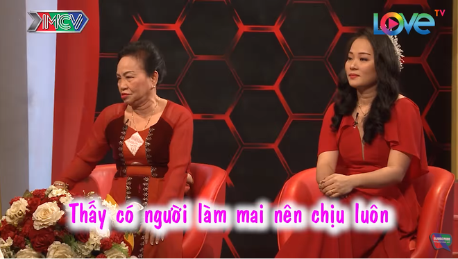 Hài hước chuyện mẹ chồng dắt con trai ruột ra mắt con dâu - Ảnh 2.