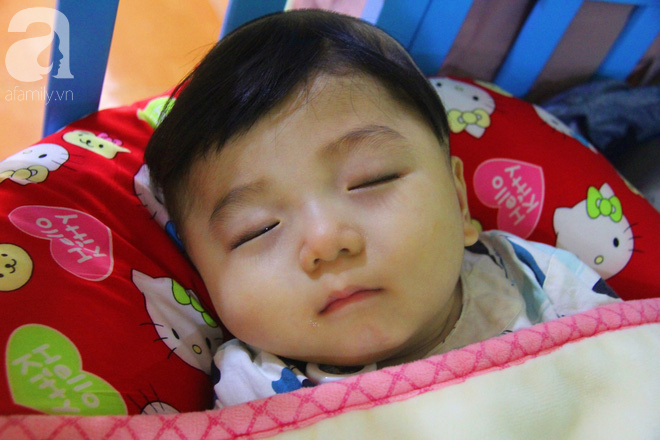 Tình hình hiện tại của bé não úng thủy Đức Lộc cùng với hơn 100 đứa trẻ bị bố mẹ bỏ rơi ở mái ấm Đức Quang - Ảnh 4. Tình hình hiện tại của bé não úng thủy Đức Lộc cùng với hơn 100 đứa trẻ bị bố mẹ bỏ rơi ở mái ấm Đức Quang - Ảnh 4.