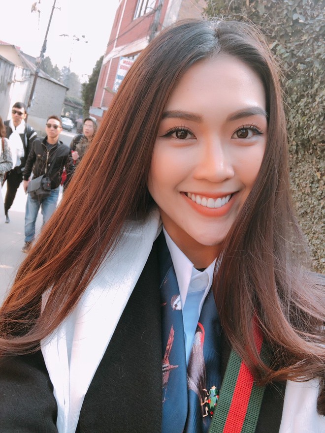 Tường Linh vui vẻ gặp lại đối thủ của mình tại Miss Intercontinental 2017 - Ảnh 8.