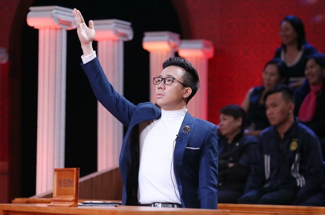 Hàng loạt ngôi sao nổi tiếng showbiz Việt bất ngờ kiện nhau ra tòa - Ảnh 1.