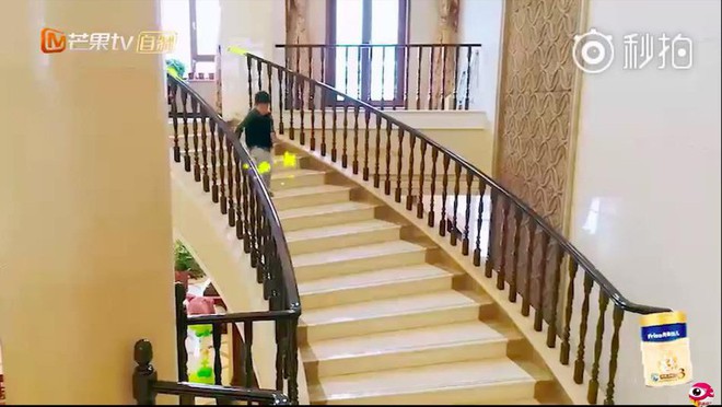 Cho&aacute;ng trước cơ ngơi ho&agrave;nh tr&aacute;ng như cổ t&iacute;ch của gia đ&igrave;nh &ldquo;Bạch X&agrave;&rdquo; Huỳnh Th&aacute;nh Y - Ảnh 2.