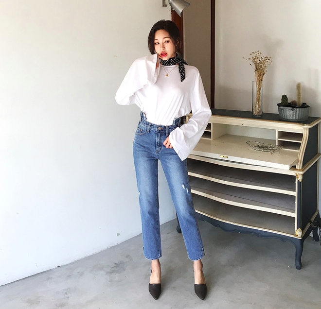 Định mặc quần jeans ống đứng, các nàng hãy chọn 1 trong 4 combo cứ lên đồ là đẹp miễn chê này - Ảnh 4.