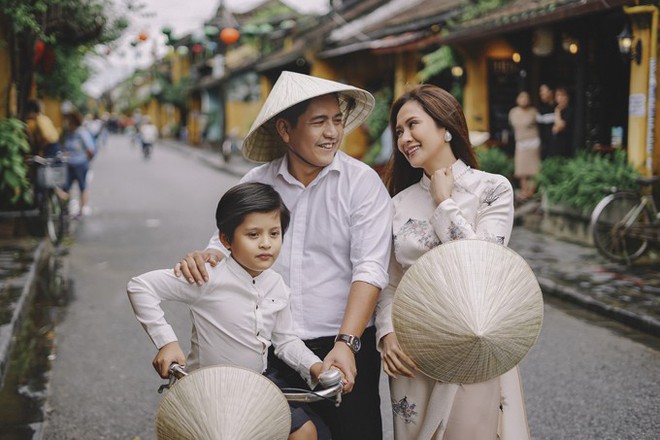 Giữa tin đồn ly hôn với bà xa Thanh Thúy, Đức Thịnh chia sẻ ảnh gia đình hạnh phúc - Ảnh 2.