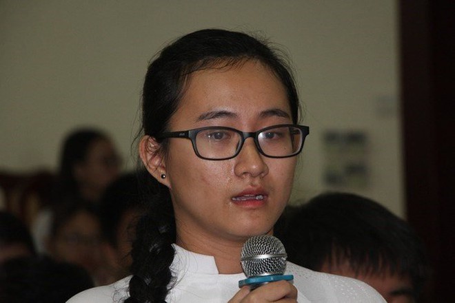 Cảnh cáo và đình chỉ giảng dạy cô giáo không giảng bài hơn 3 tháng - Ảnh 1. Cảnh cáo và đình chỉ giảng dạy cô giáo không giảng bài hơn 3 tháng - Ảnh 1.