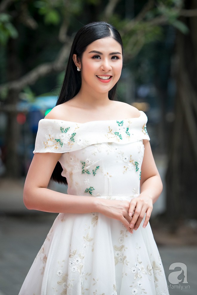 Hoa hậu Ngọc Hân: Tôi không muốn con mình bị hào quang sân khấu làm lu mờ ánh sáng tuổi thơ - Ảnh 3. Hoa hậu Ngọc Hân: Tôi không muốn con mình bị hào quang sân khấu làm lu mờ ánh sáng tuổi thơ - Ảnh 3.