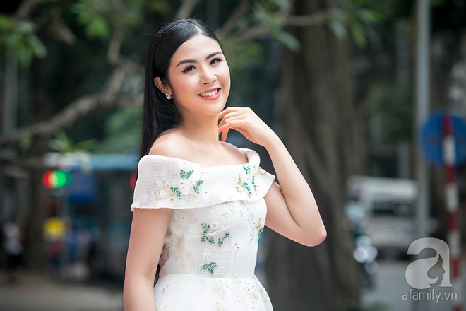 Hoa hậu Ngọc Hân: Tôi không muốn con mình bị hào quang sân khấu làm lu mờ ánh sáng tuổi thơ - Ảnh 4. Hoa hậu Ngọc Hân: Tôi không muốn con mình bị hào quang sân khấu làm lu mờ ánh sáng tuổi thơ - Ảnh 4.