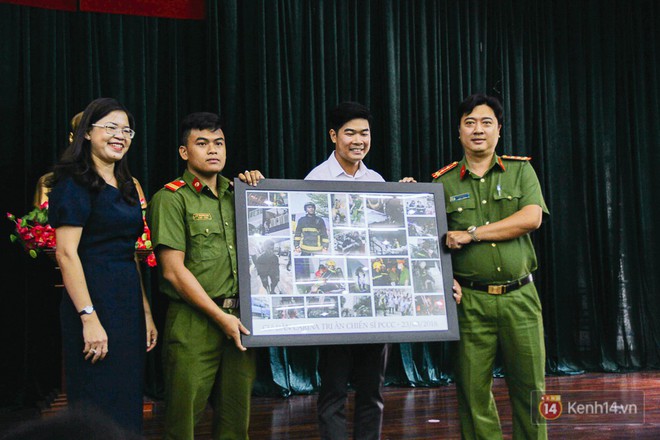 Cuộc tương phùng xúc động giữa cư dân Carina và lính cứu hoả: “Anh cứu cả gia đình nhưng lúc ấy tôi chỉ kịp hỏi tên - Ảnh 8.