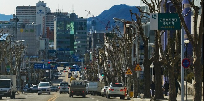 Mê Dak galbi nhưng bạn có biết món gà xào cay này từng là món ăn của sinh viên nghèo xứ Hàn - Ảnh 1.