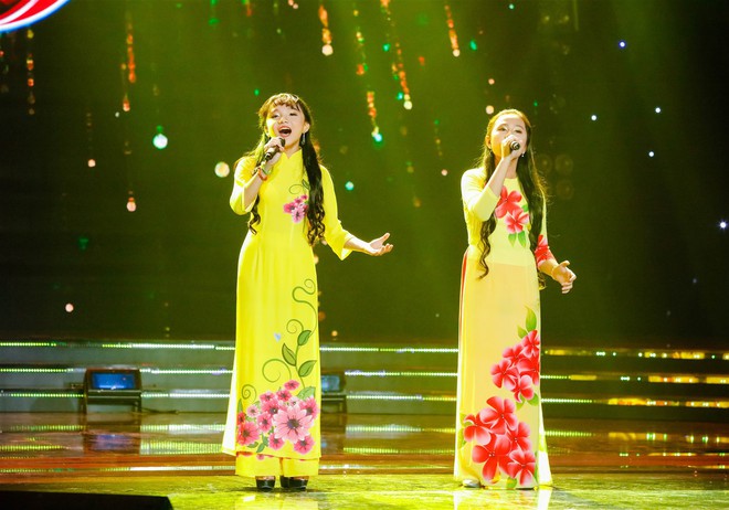 Khả Như kể tội Dương Triệu Vũ: Ở ngoài sân khấu bất chấp chặt chém, hậu trường lạnh giá như băng - Ảnh 4. Khả Như kể tội Dương Triệu Vũ: Ở ngoài sân khấu bất chấp chặt chém, hậu trường lạnh giá như băng - Ảnh 4.