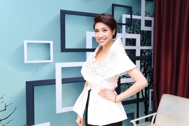 Hậu chia tay Bảo Anh, Hồ Quang Hiếu tình bể bình với kiều nữ làng hài - Ảnh 2. Hậu chia tay Bảo Anh, Hồ Quang Hiếu tình bể bình với kiều nữ làng hài - Ảnh 2.