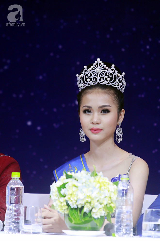 Tân Hoa hậu Biển Việt Nam toàn cầu 2018 Kim Ngọc: Bằng tốt nghiệp cấp 3 của tôi là minh bạch - Ảnh 5.