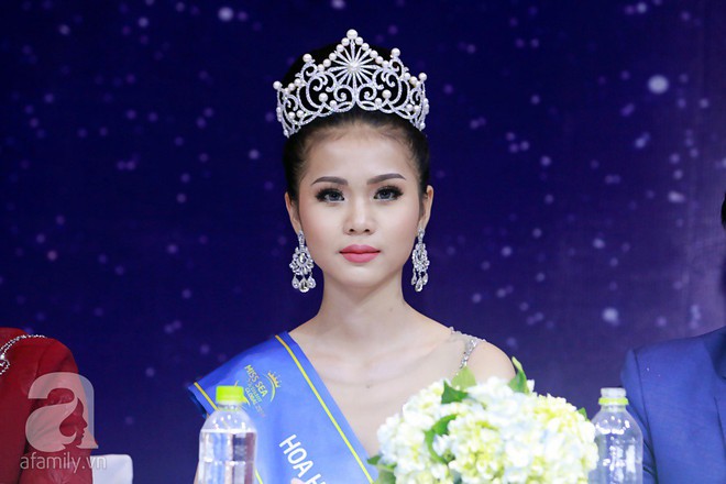 Tân Hoa hậu Biển Việt Nam toàn cầu 2018 Kim Ngọc: Bằng tốt nghiệp cấp 3 của tôi là minh bạch - Ảnh 3.