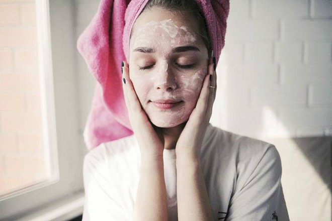 Cứ tiếp tục những thói quen này, coi chừng mụn không hết mà còn gặp tình trạng viêm da - Ảnh 2. Cứ tiếp tục những thói quen này, coi chừng mụn không hết mà còn gặp tình trạng viêm da - Ảnh 2.